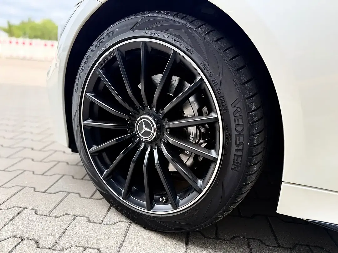 Mercedes-Benz AMG GT - Thumbnail 7