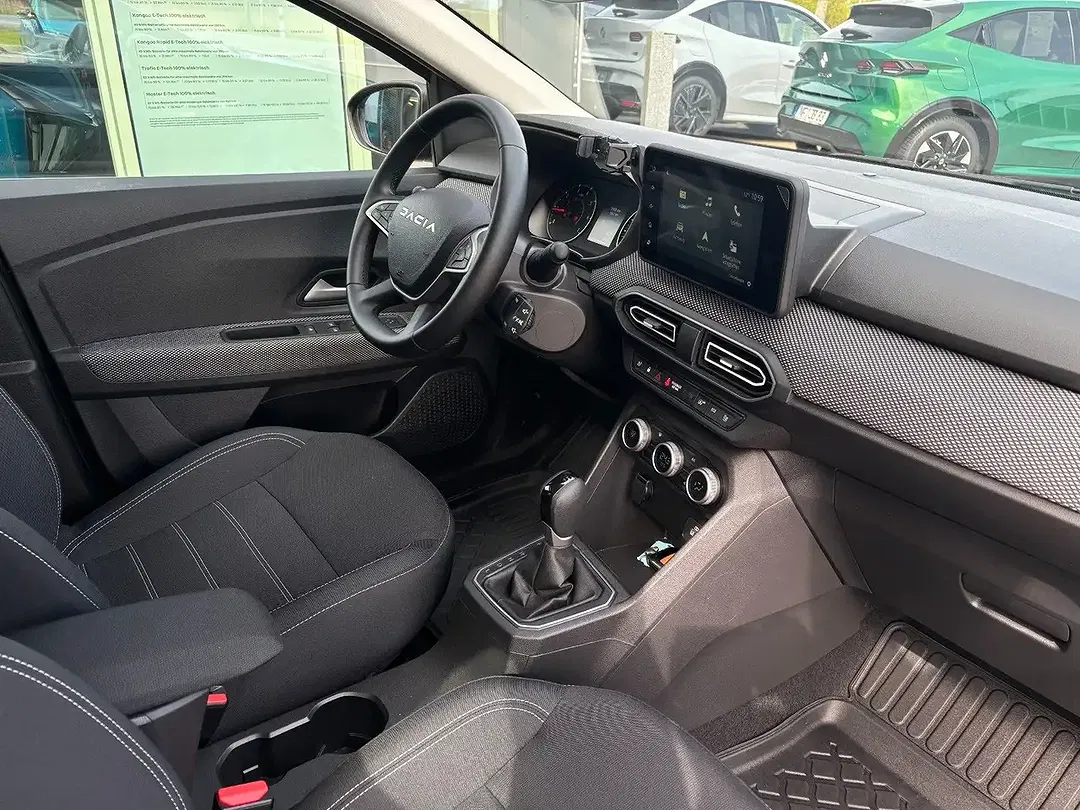 Dacia Logan - Thumbnail 14