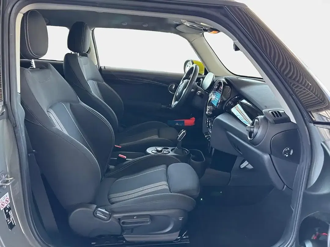 MINI Cooper SE - Thumbnail 14