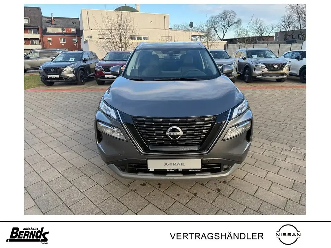 Nissan X-Trail - Thumbnail 4