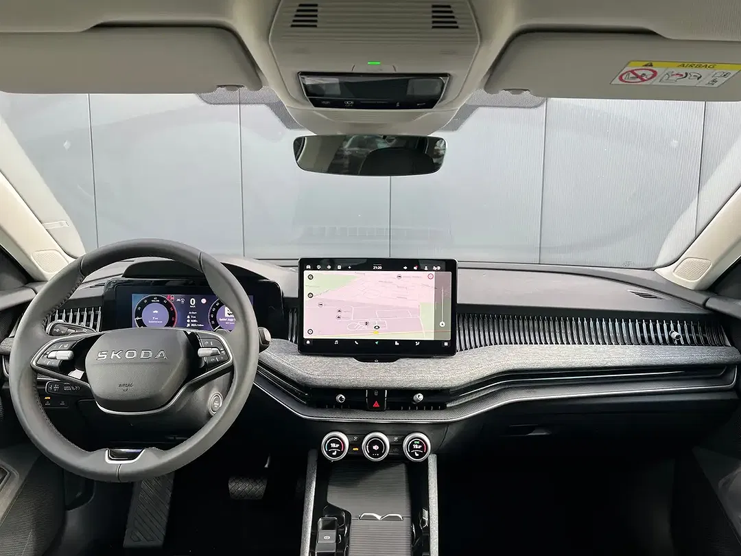 Skoda Superb - Thumbnail 9