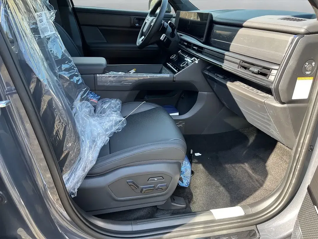 Hyundai SANTA FE - Thumbnail 9