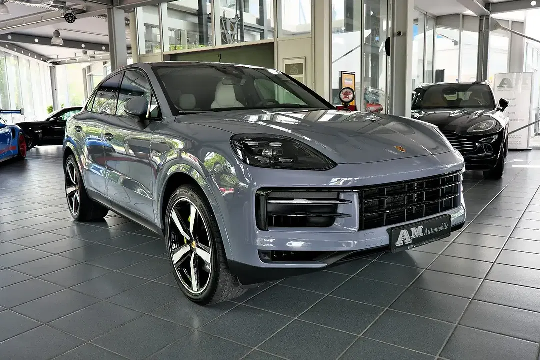 Porsche Cayenne - Thumbnail 5