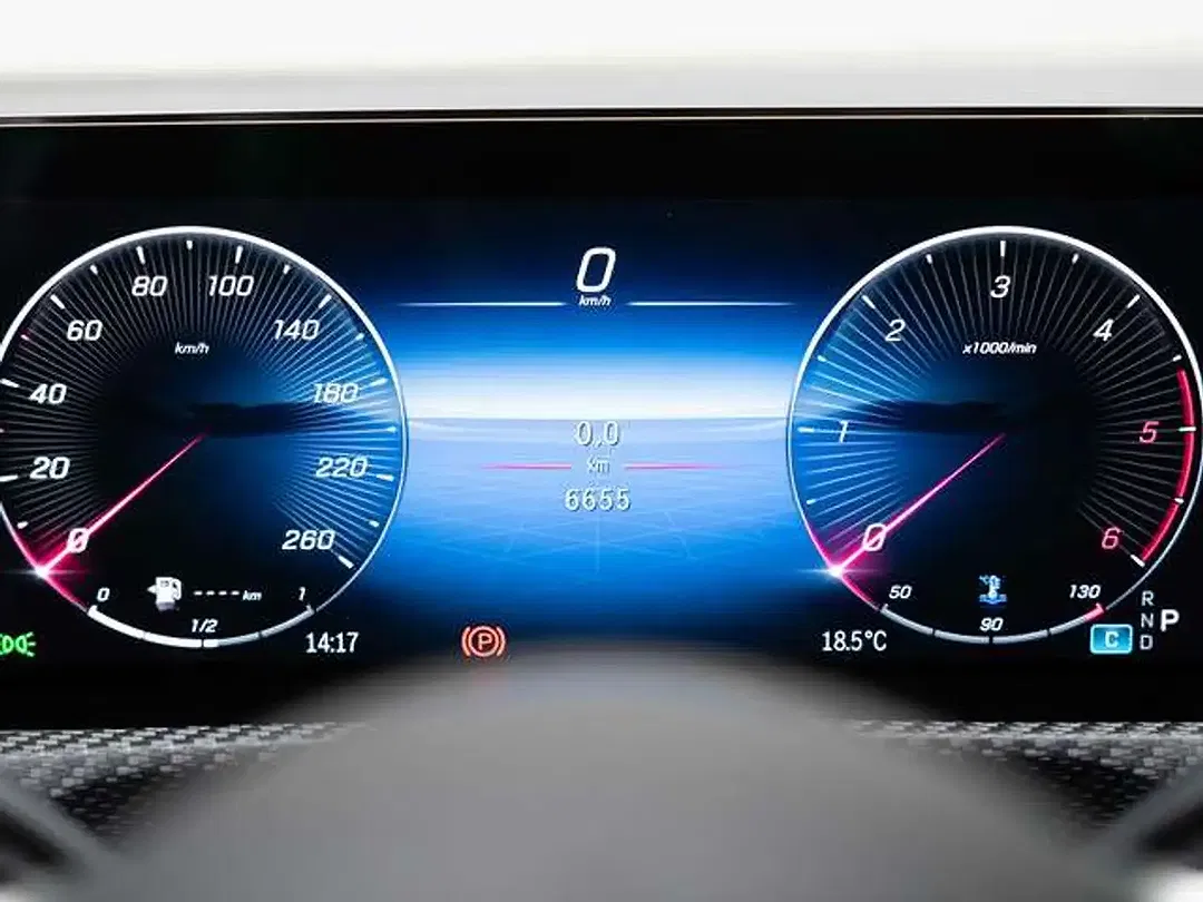 Mercedes-Benz A 200 - Thumbnail 11