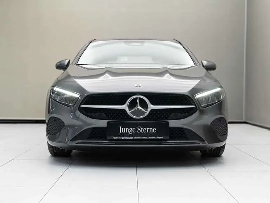 Mercedes-Benz A 200 - Thumbnail 4