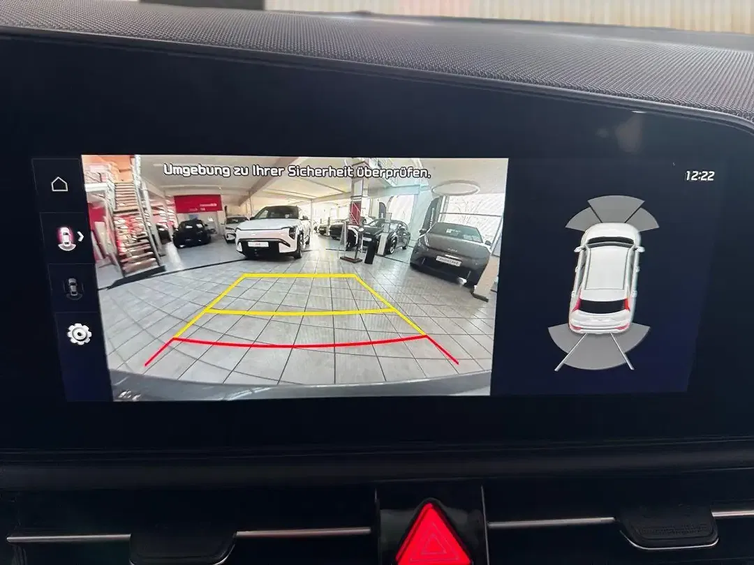Kia Niro - Thumbnail 12