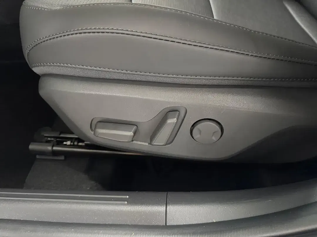 Kia Niro - Thumbnail 15