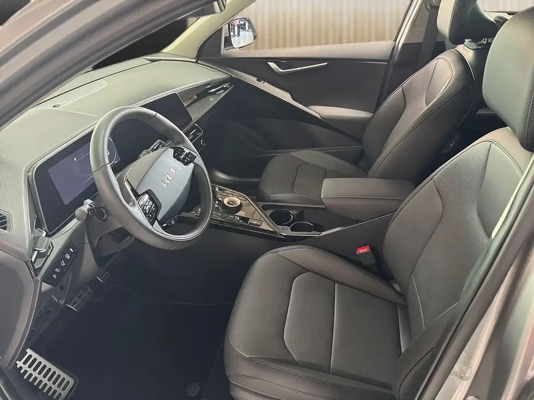 Kia Niro - Thumbnail 8