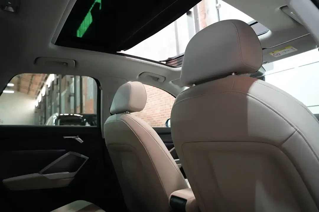 Audi Q3 - Thumbnail 8