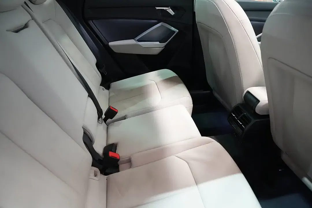 Audi Q3 - Thumbnail 7
