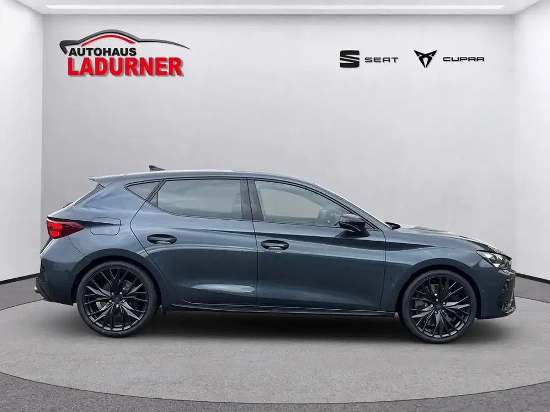 CUPRA Leon - Thumbnail 5