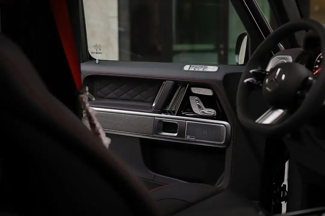 Mercedes-Benz G 500 - Thumbnail 15