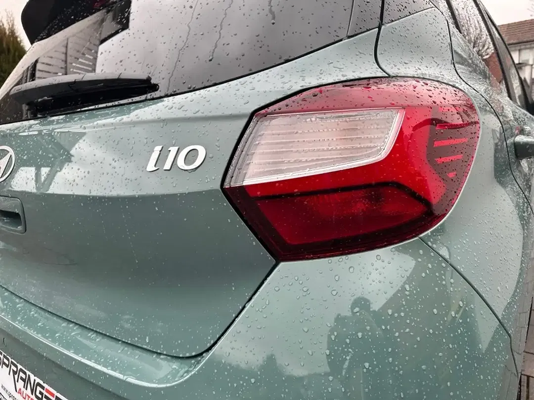 Hyundai i10 - Thumbnail 14