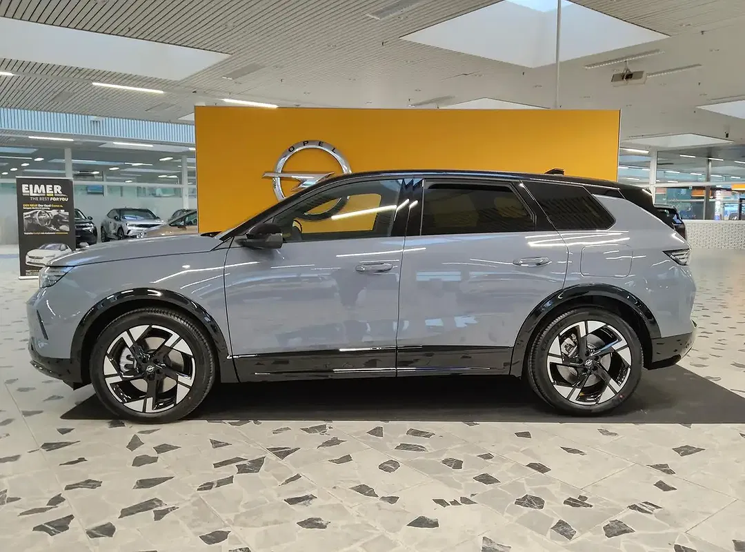 Opel Grandland - Thumbnail 2