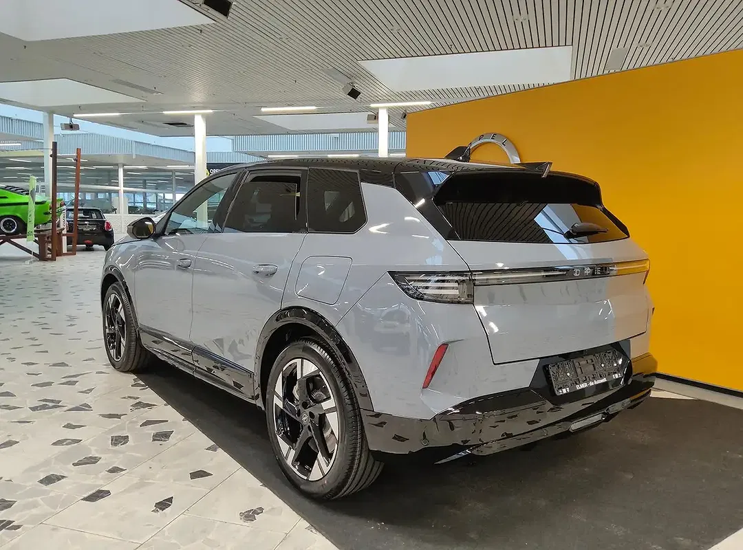 Opel Grandland - Thumbnail 3