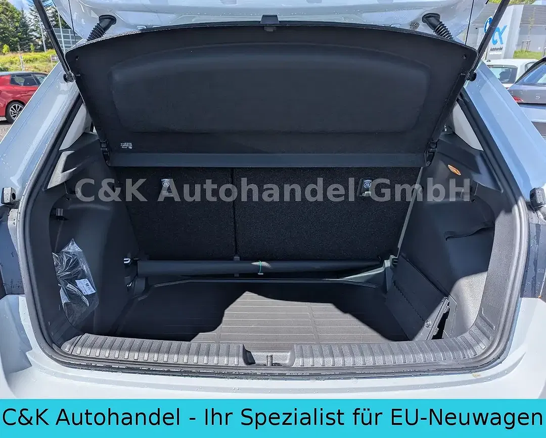 Skoda Fabia - Thumbnail 8