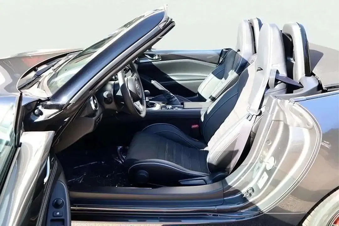 Mazda MX-5 - Thumbnail 12