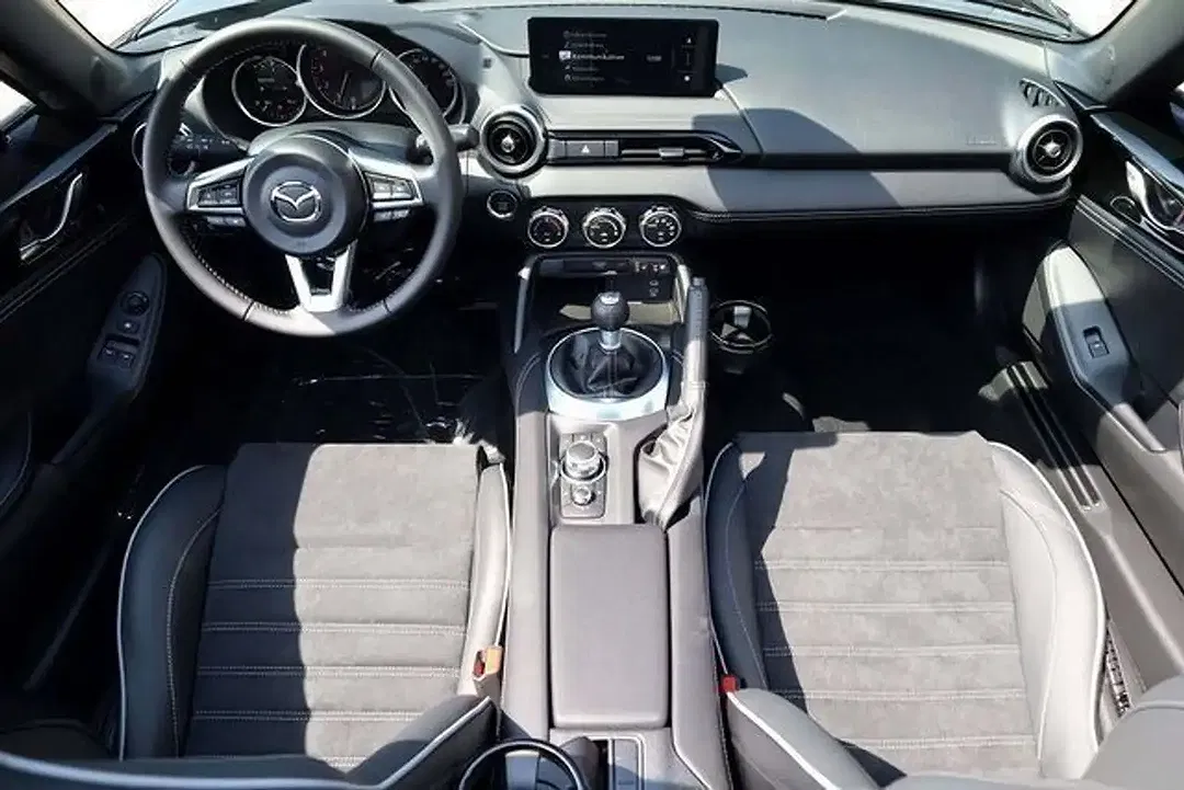 Mazda MX-5 - Thumbnail 14