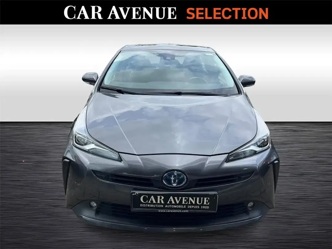 Toyota Prius - Thumbnail 2