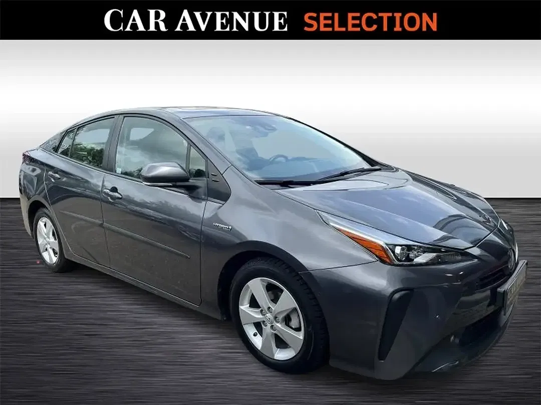 Toyota Prius - Thumbnail 3
