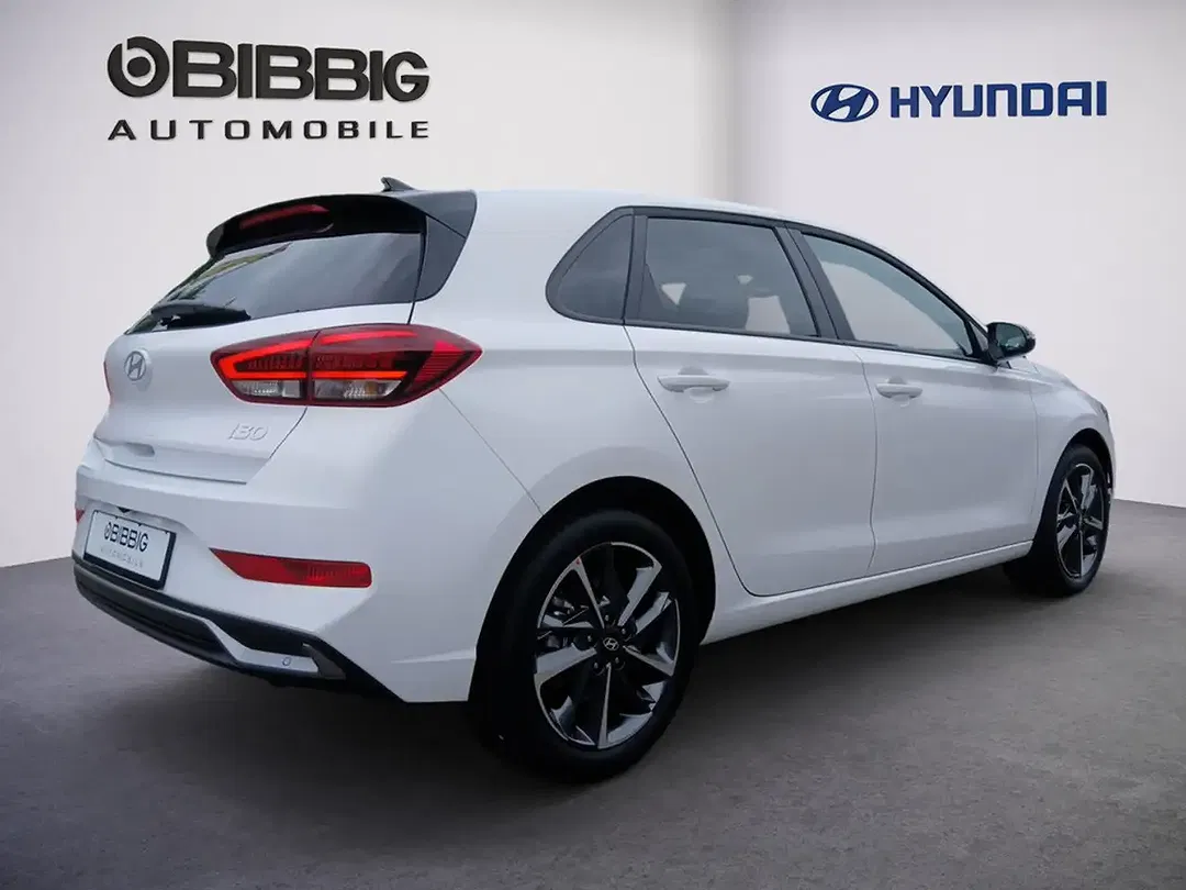Hyundai i30 - Thumbnail 3