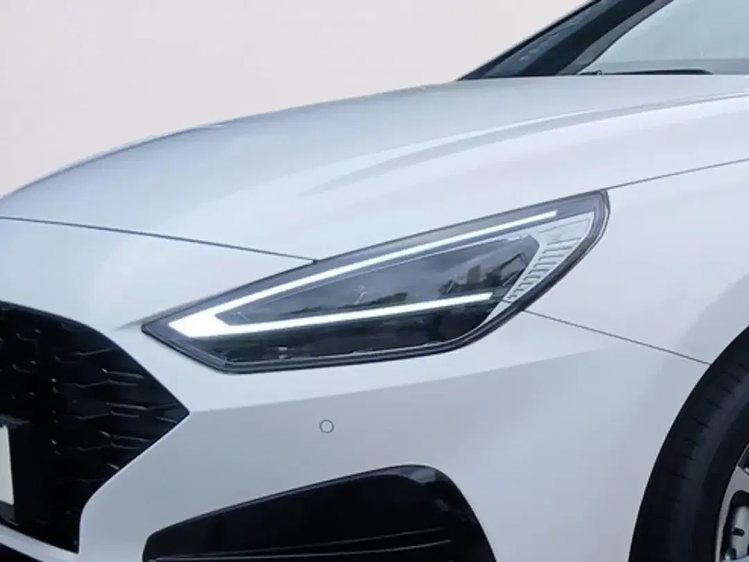 Hyundai i30 - Thumbnail 6