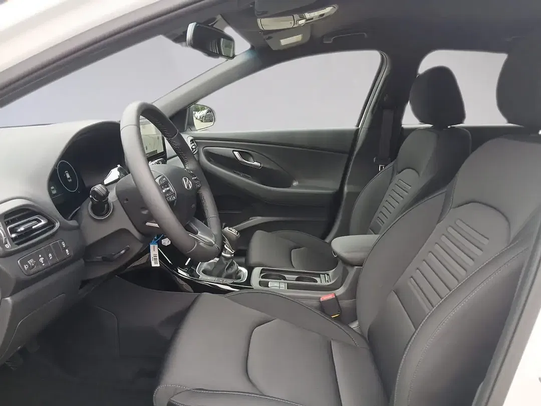 Hyundai i30 - Thumbnail 8