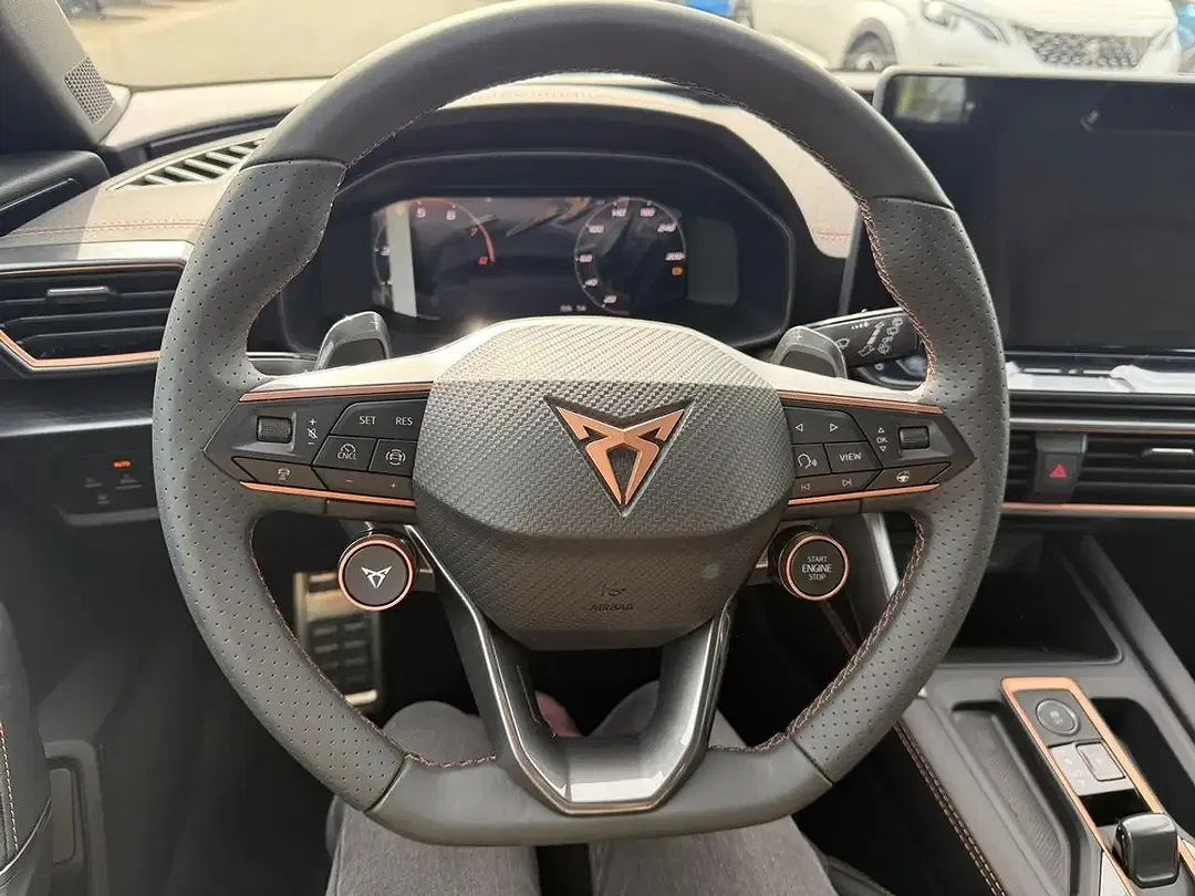 CUPRA Leon - Thumbnail 11