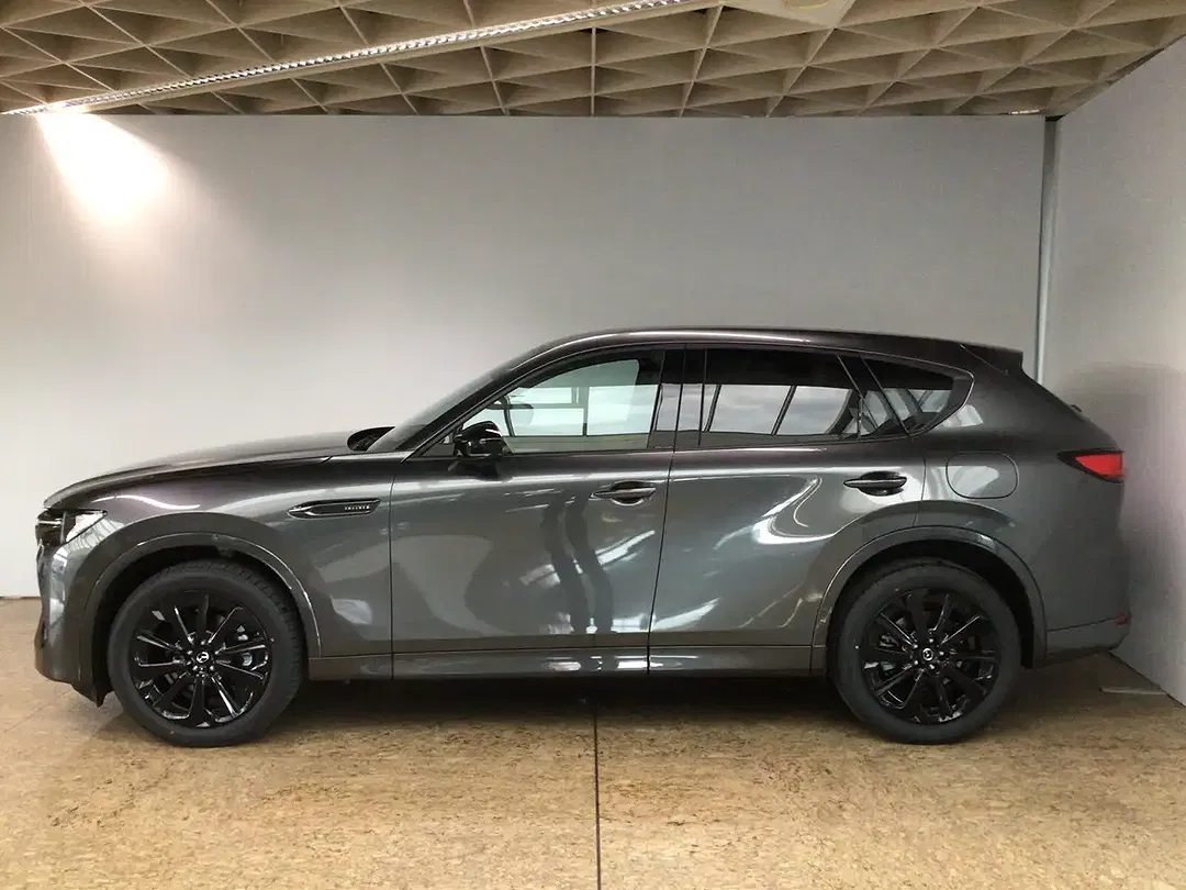 Mazda CX-60 - Thumbnail 2