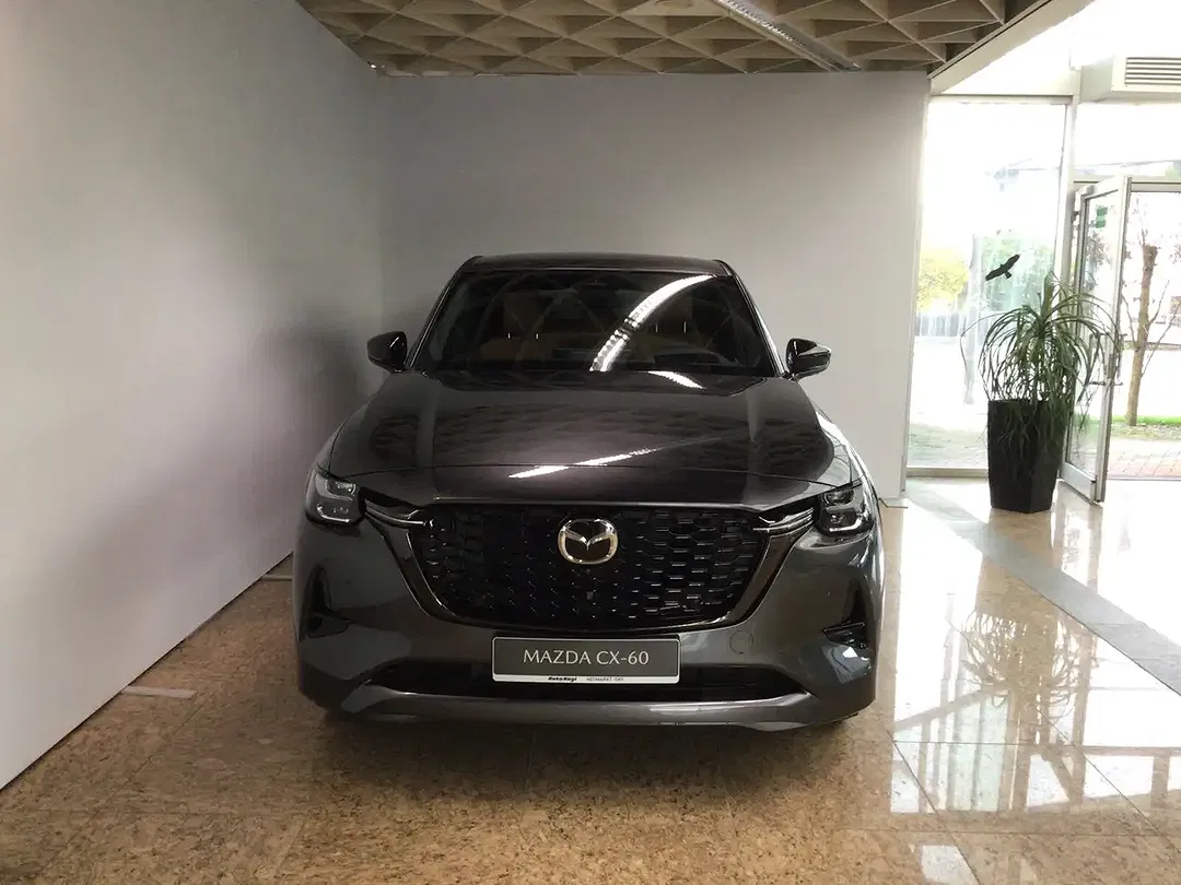 Mazda CX-60 - Thumbnail 3