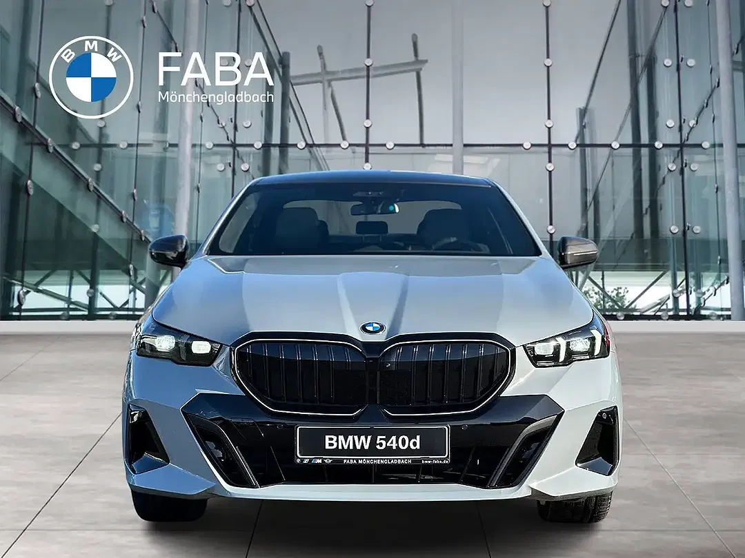 BMW 540 - Thumbnail 3