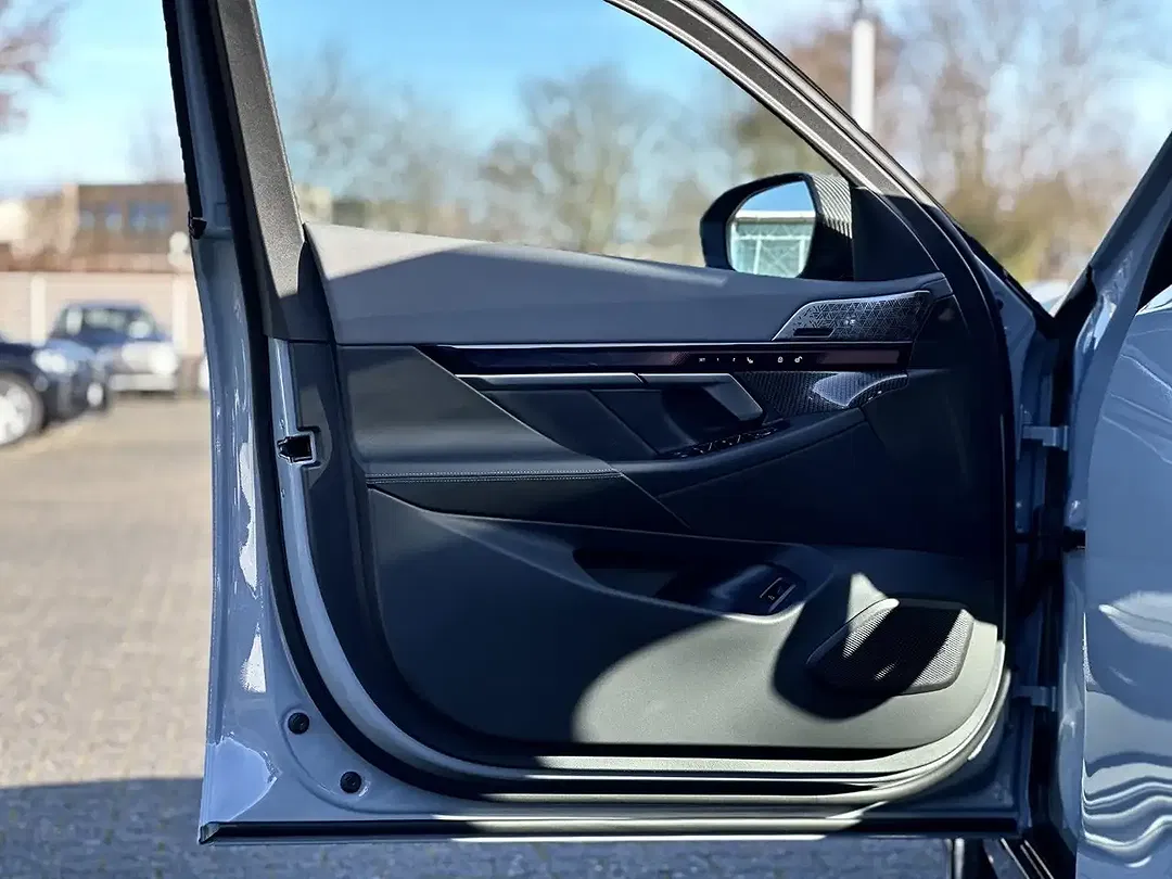 BMW 540 - Thumbnail 7