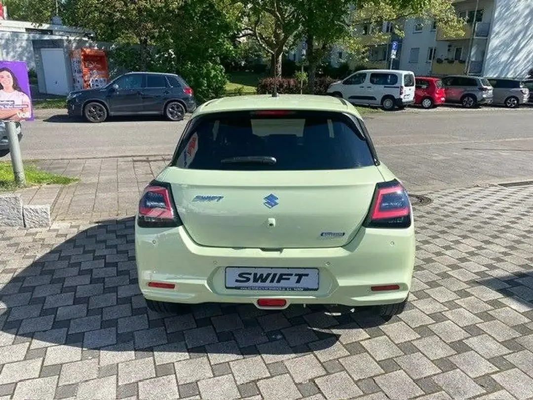 Suzuki Swift - Thumbnail 5