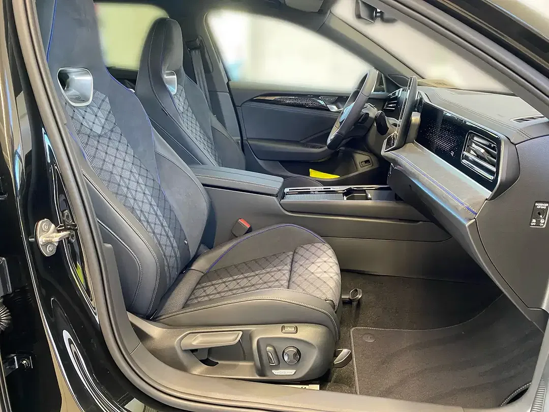 Volkswagen Passat Variant - Thumbnail 9