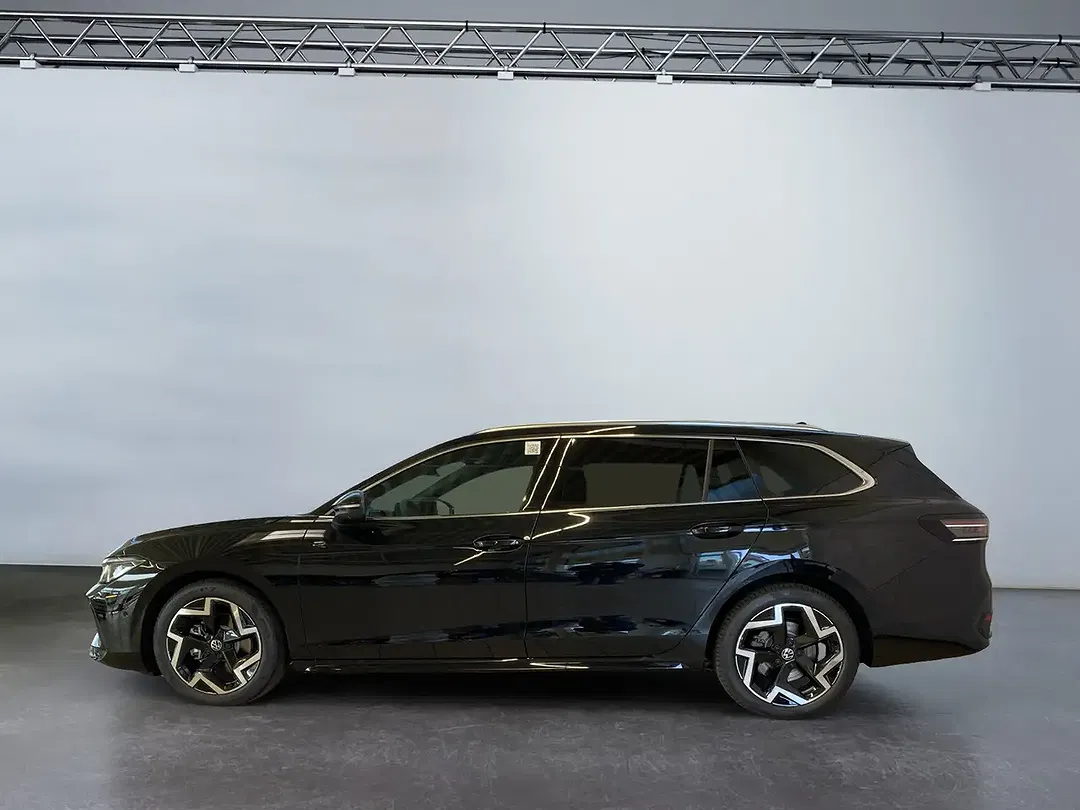 Volkswagen Passat Variant - Thumbnail 2