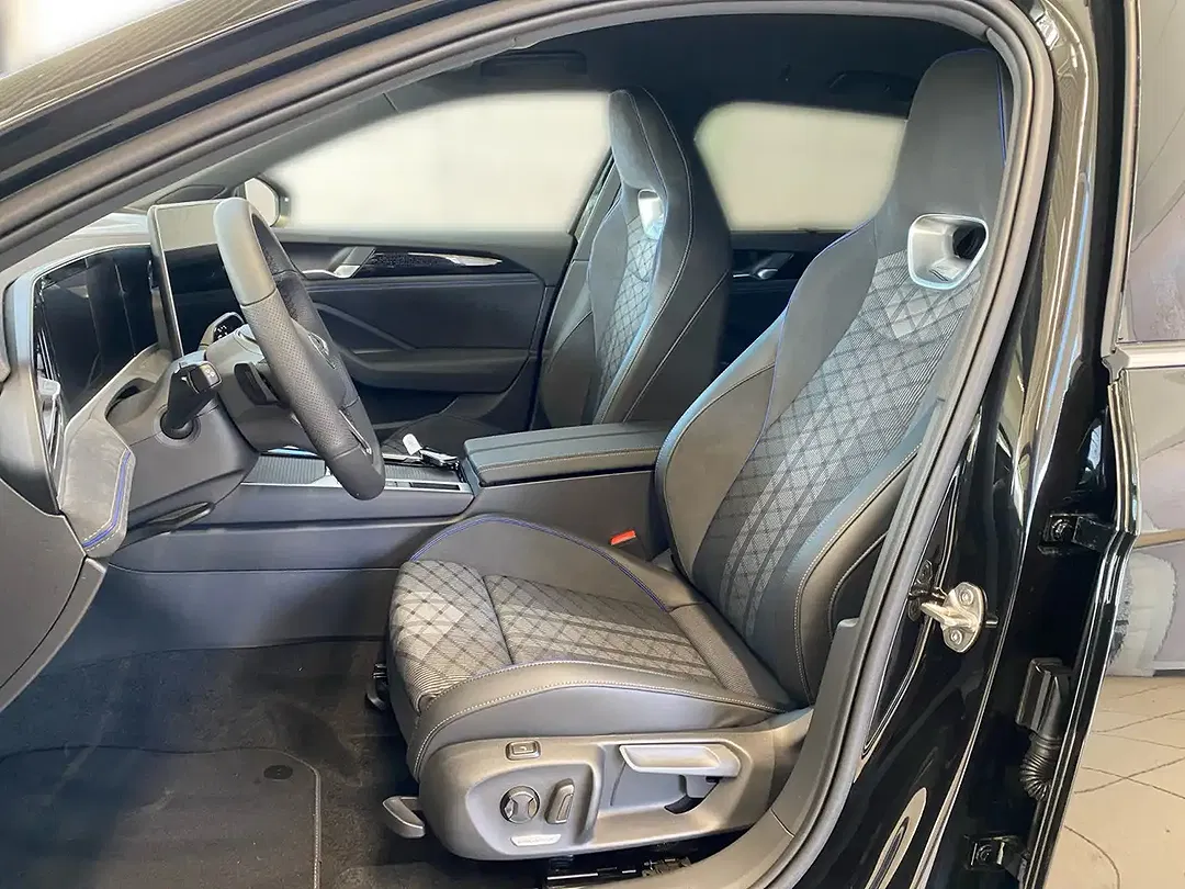 Volkswagen Passat Variant - Thumbnail 6
