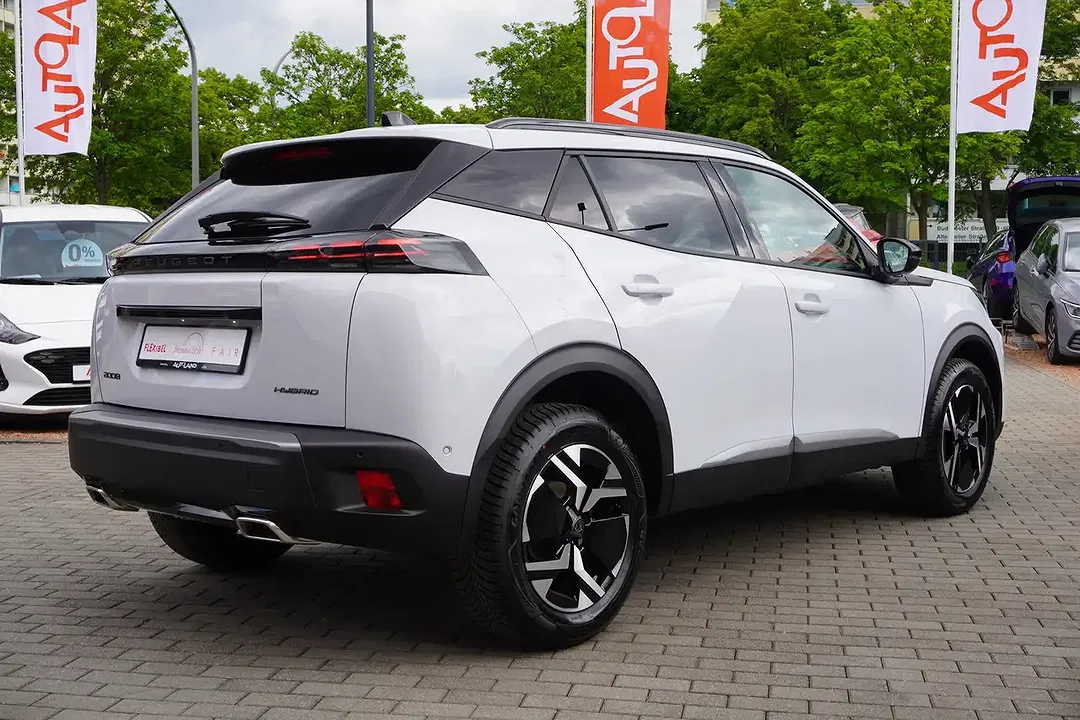 Peugeot 2008 - Thumbnail 5