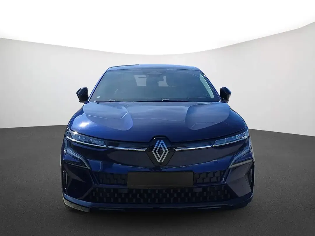 Renault Megane E-Tech - Thumbnail 1