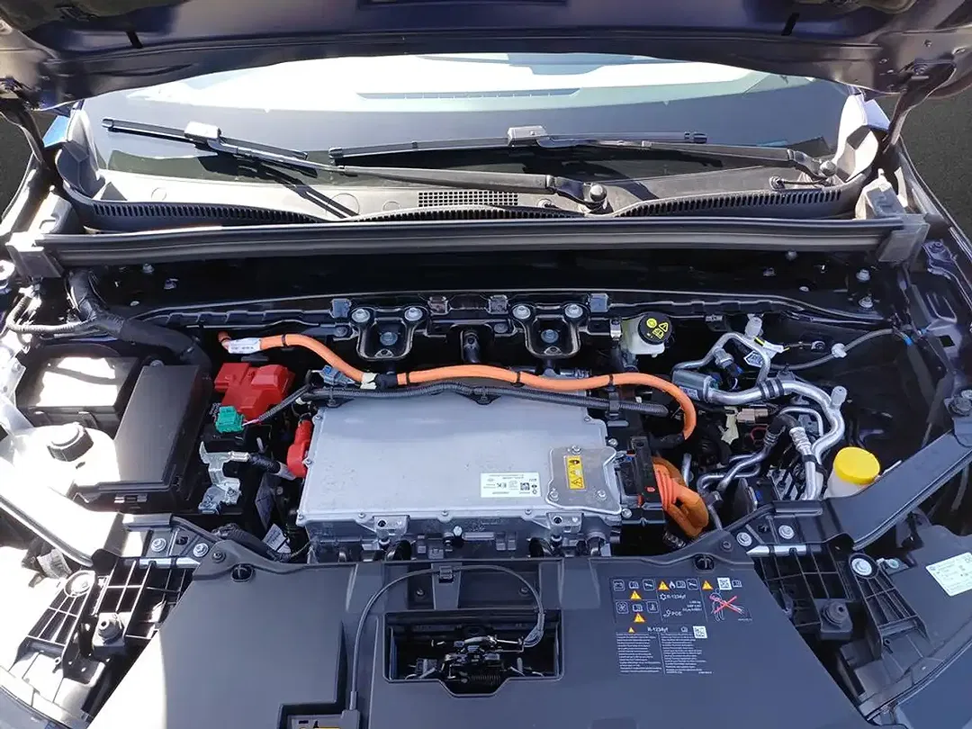 Renault Megane E-Tech - Thumbnail 5