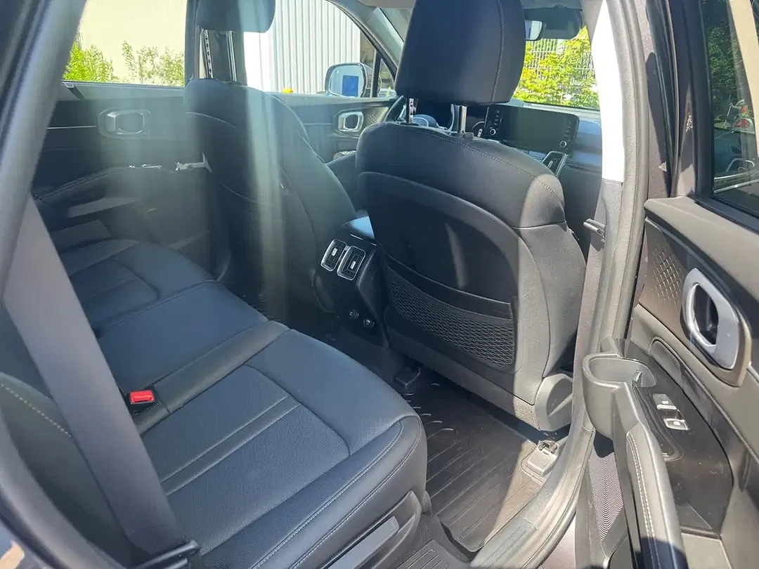 Kia Sorento - Thumbnail 5