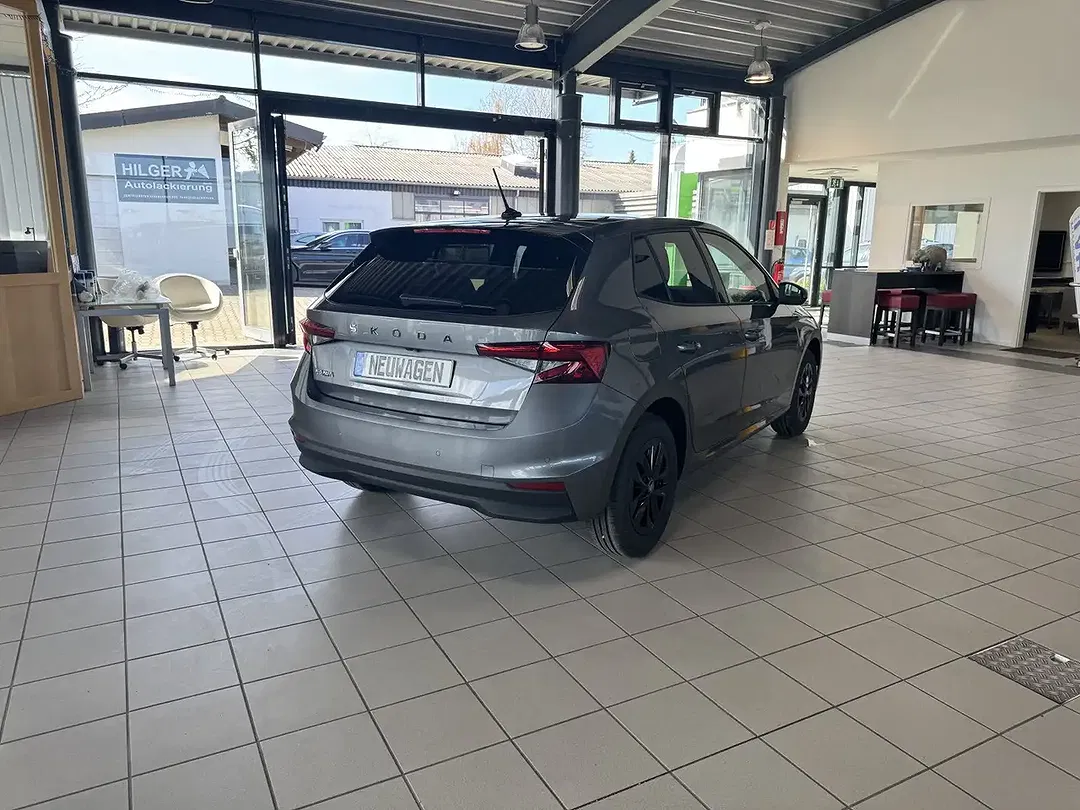 Skoda Fabia - Thumbnail 6