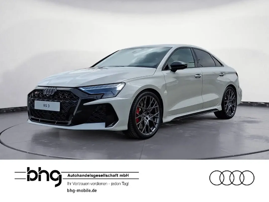 Audi RS3 - Afbeelding 1