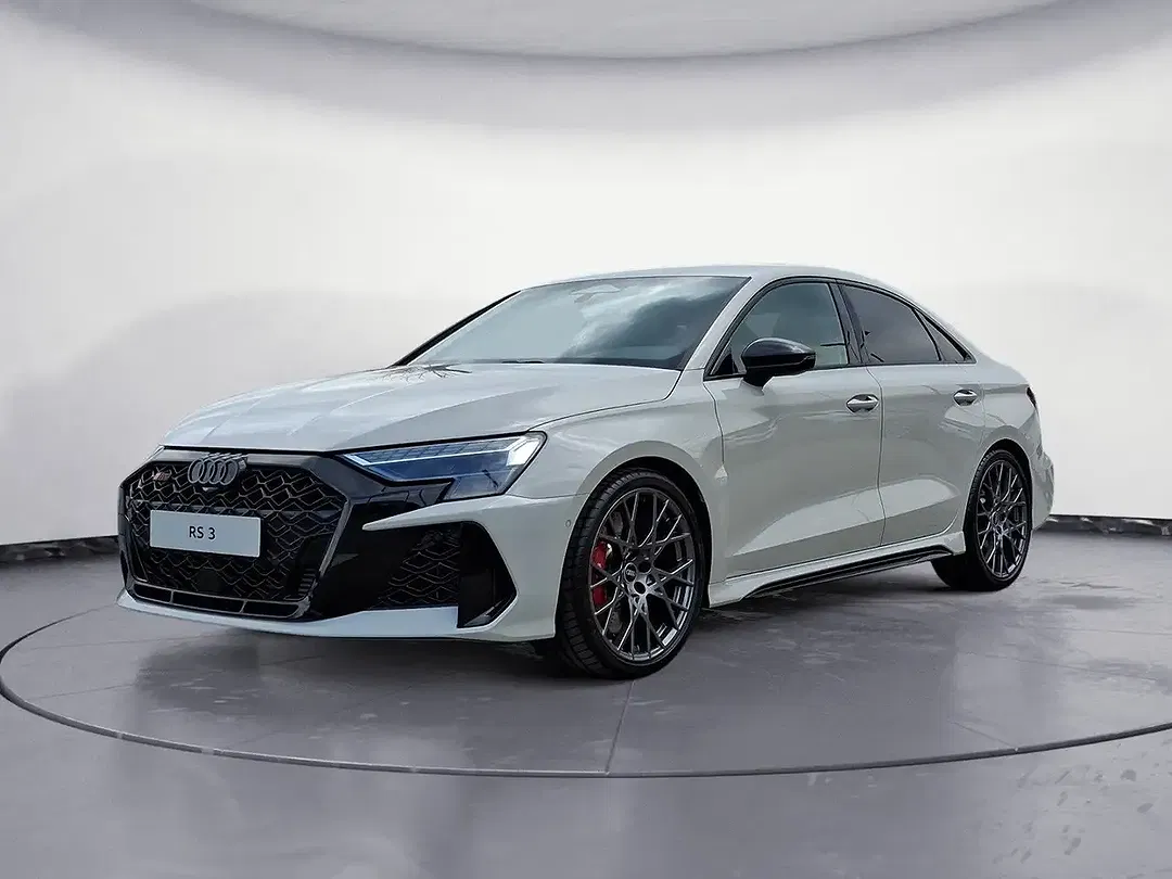 Audi RS3 - Thumbnail 2