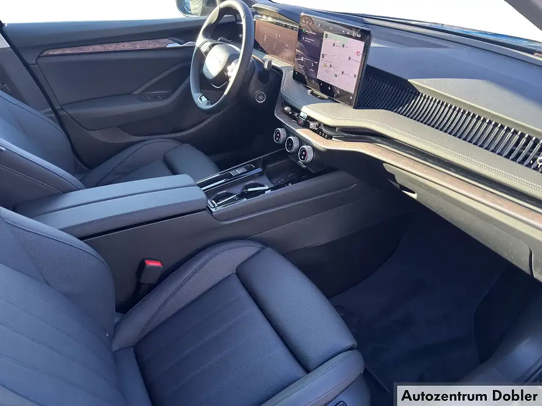 Skoda Superb - Thumbnail 9