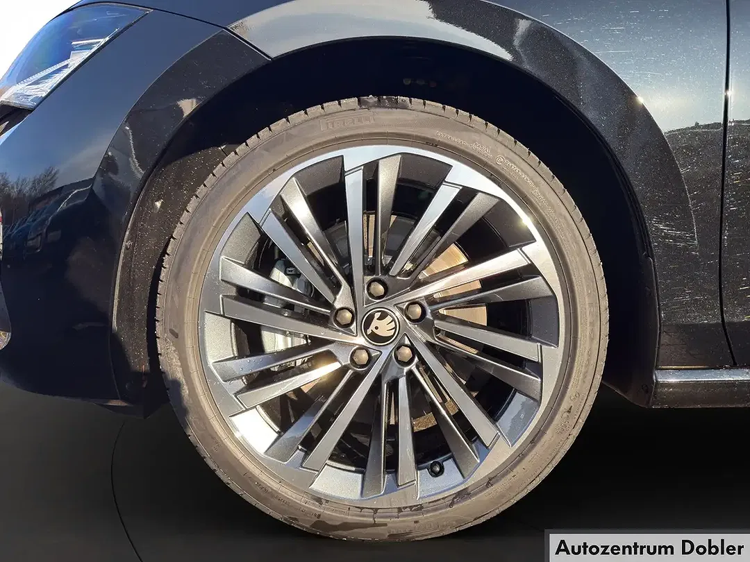 Skoda Superb - Thumbnail 5