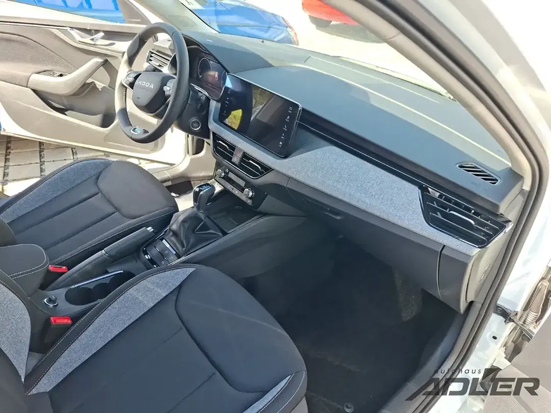 Skoda Scala - Thumbnail 10