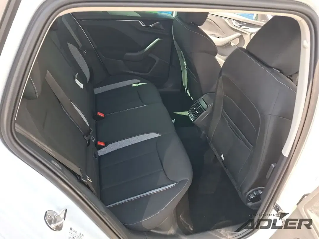 Skoda Scala - Thumbnail 13