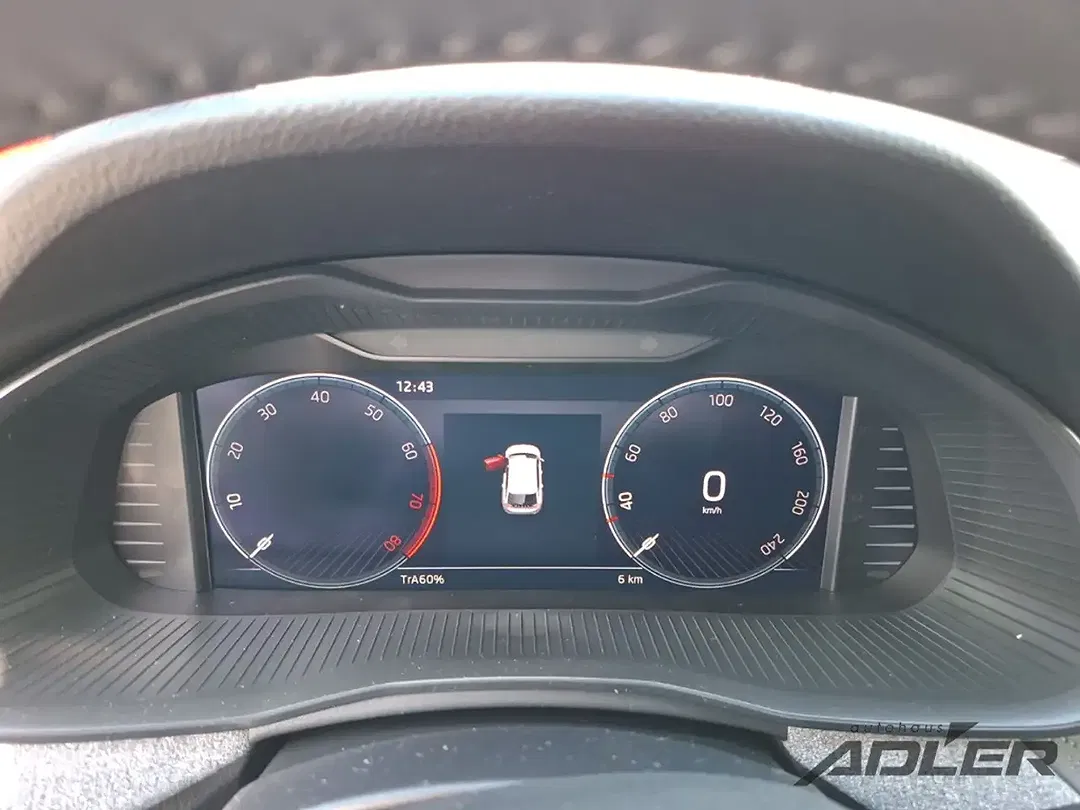 Skoda Scala - Thumbnail 15