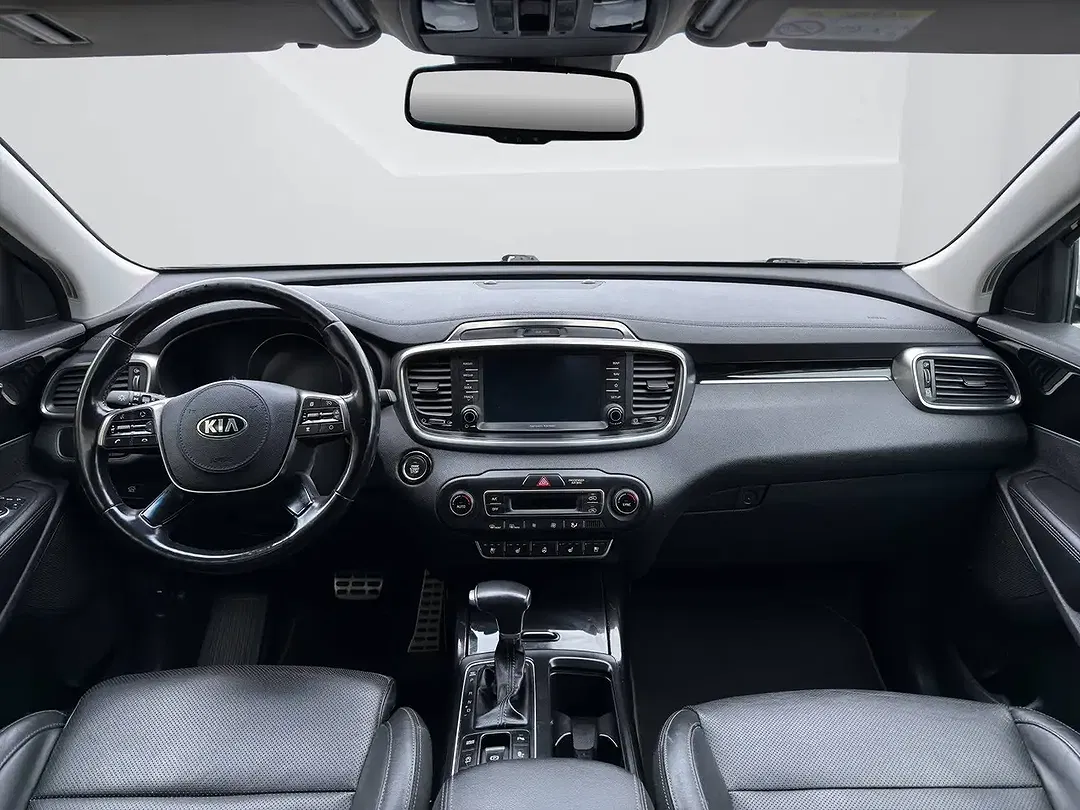 Kia Sorento - Thumbnail 11