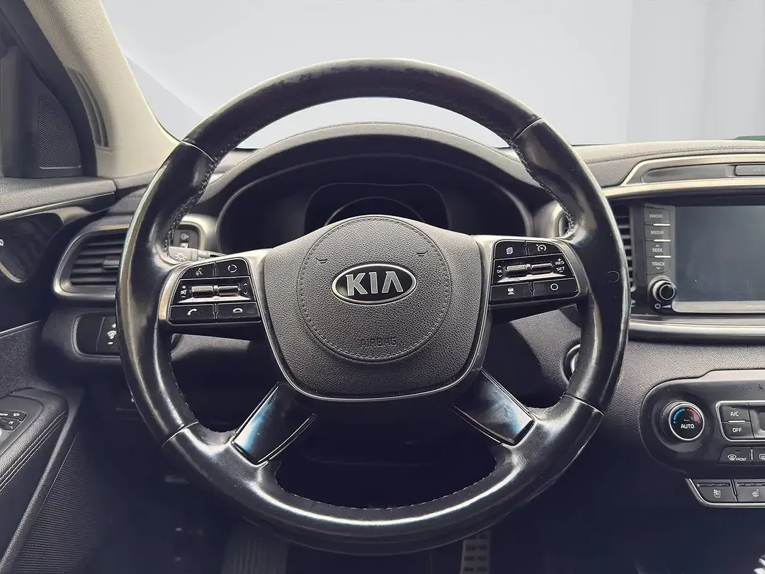 Kia Sorento - Thumbnail 12